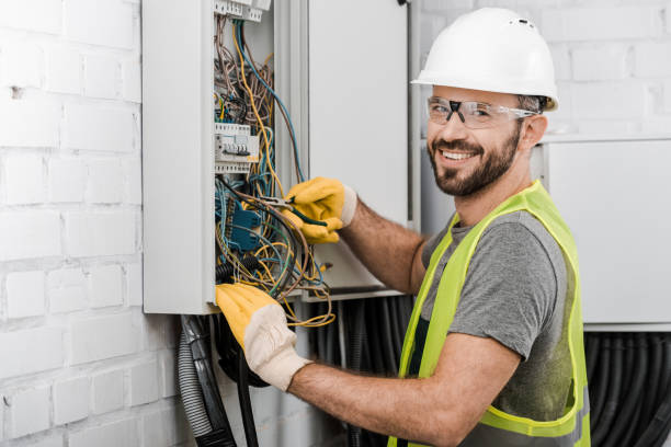 Best Electrical Outlet Repair  in Holiday Island, AR